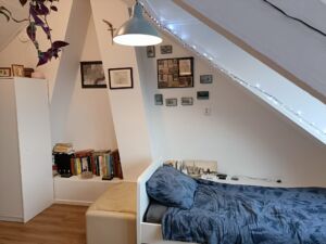 Slaapkamer met bed